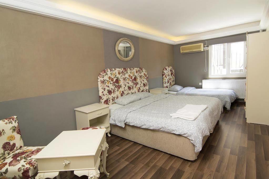 Deniz Pansiyon Esmirna Exterior foto